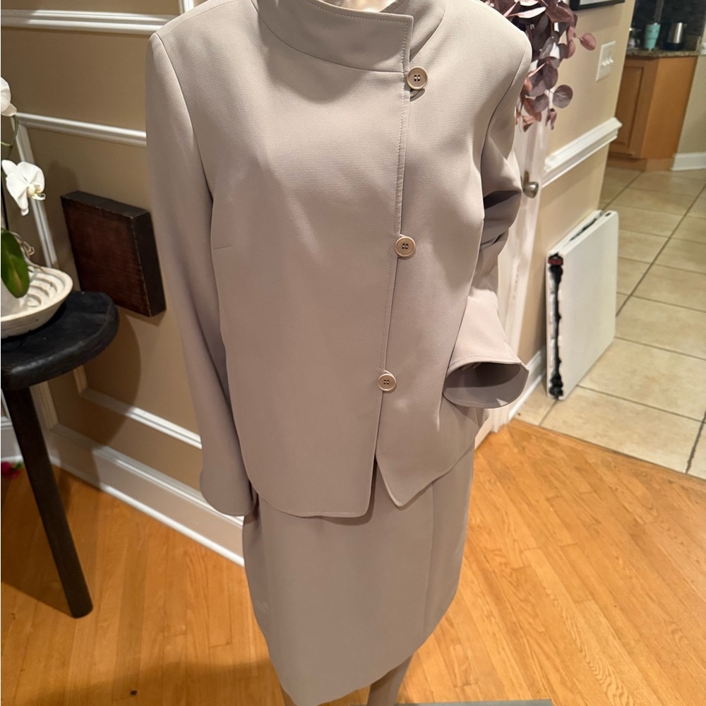 Elegant Beige Dress Suit Talbots